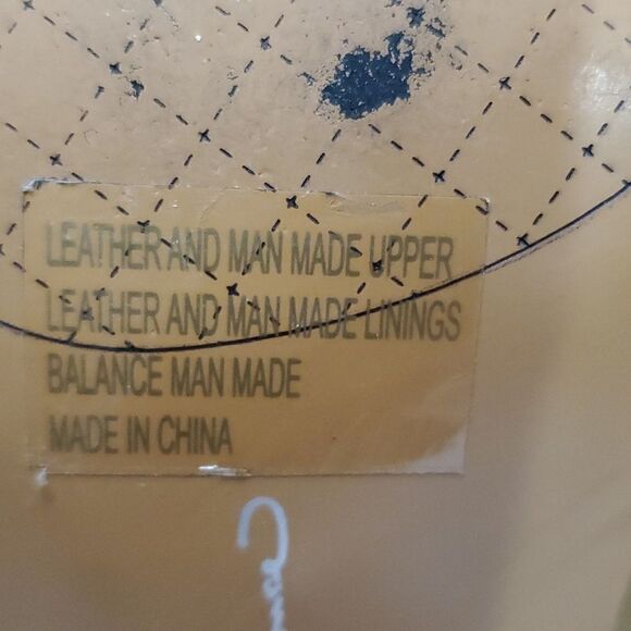 REPORT SIGNATURE IGGBY CHELSEA ANKLE BOOT IN Tan Suede Leather,  Size 7.5 - Picture 9 of 10